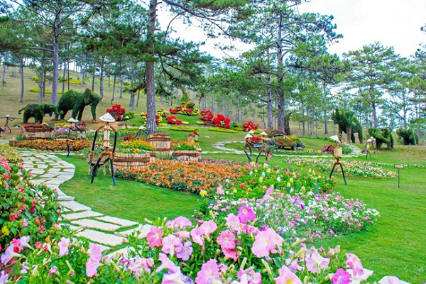 Vé máy bay giá rẻ đi Đà Lạt