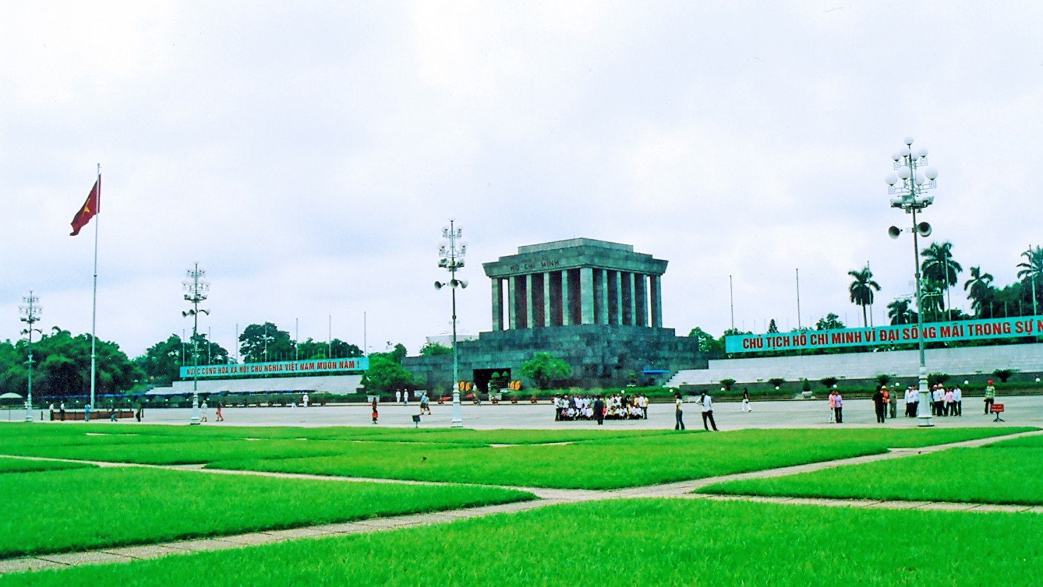 Vé máy bay đi Hà Nội