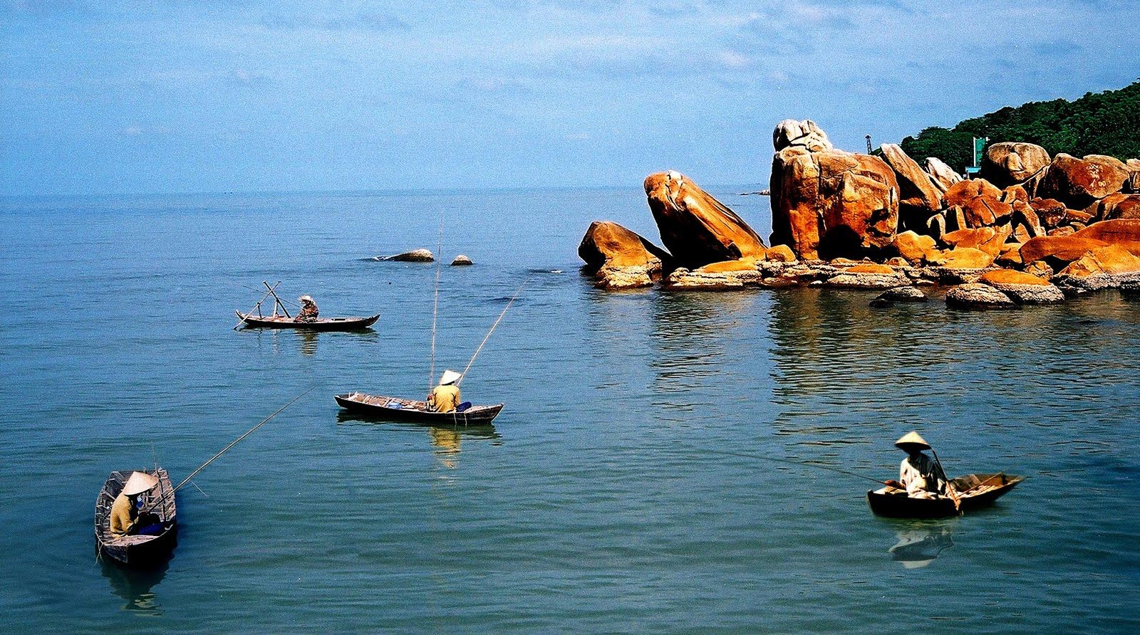 Vé máy bay đi Cà Mau giá rẻ