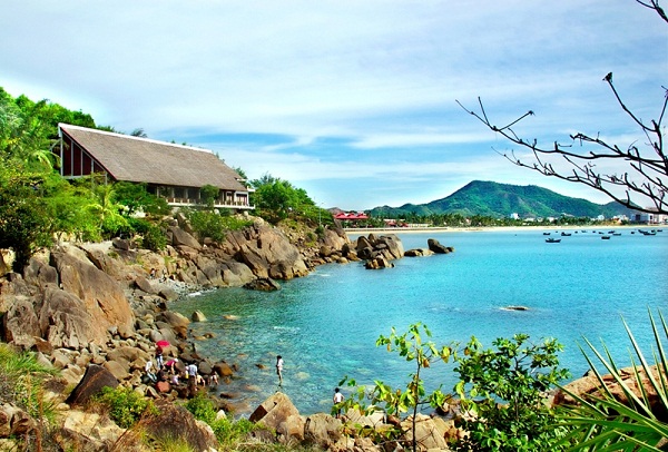 Vé máy bay giá rẻ đi Quy Nhơn chỉ từ 199.000đ/chiều