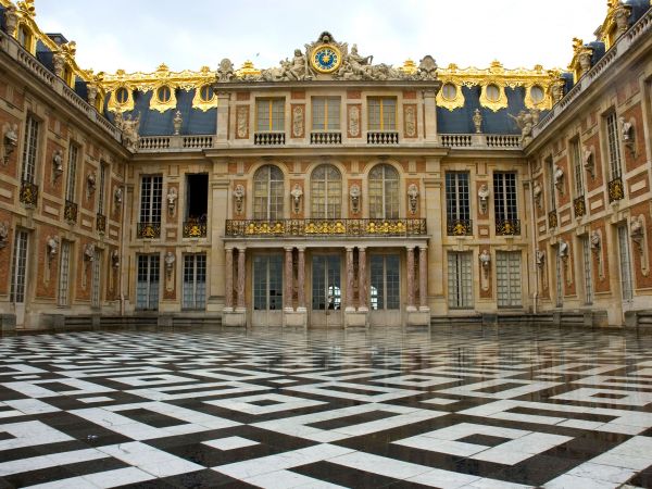 cung-dien-Versailles