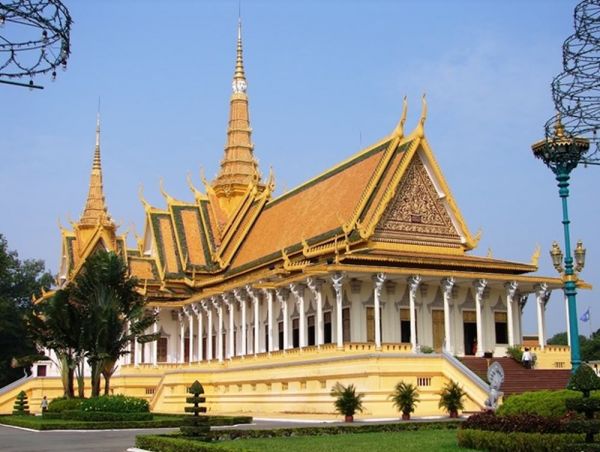 cung-dien-hoang-gia-campuchia